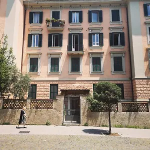 Relais Fiorelli Couette-café Rome