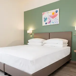 4* Hotel Plaza
