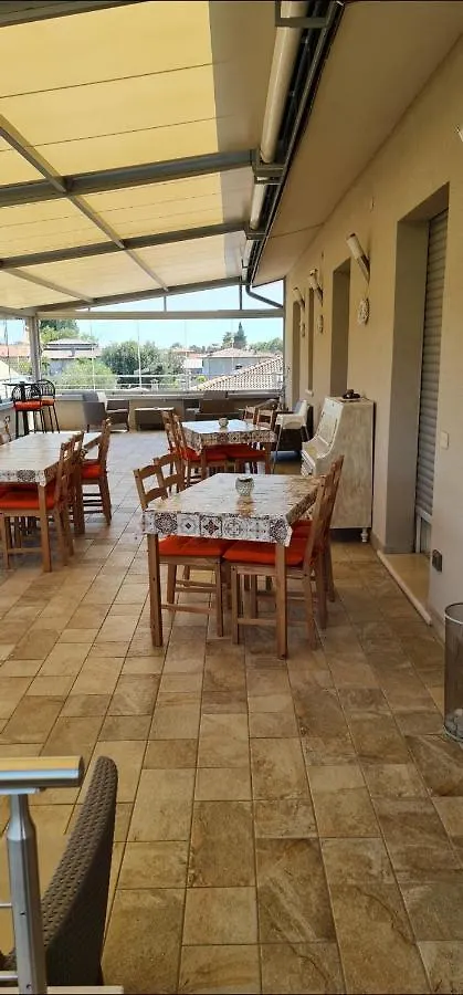Bed & Breakfast Quarantotto B&B Raffa